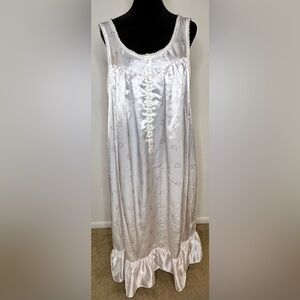 Vintage Laura Adams long white floral satin sleeveless nightgown pockets EUC